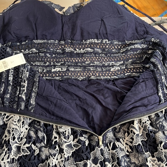 NWT eri+ ali ANTHROPOLOGIE Blue embroidered dress with lining size L - Picture 9 of 11